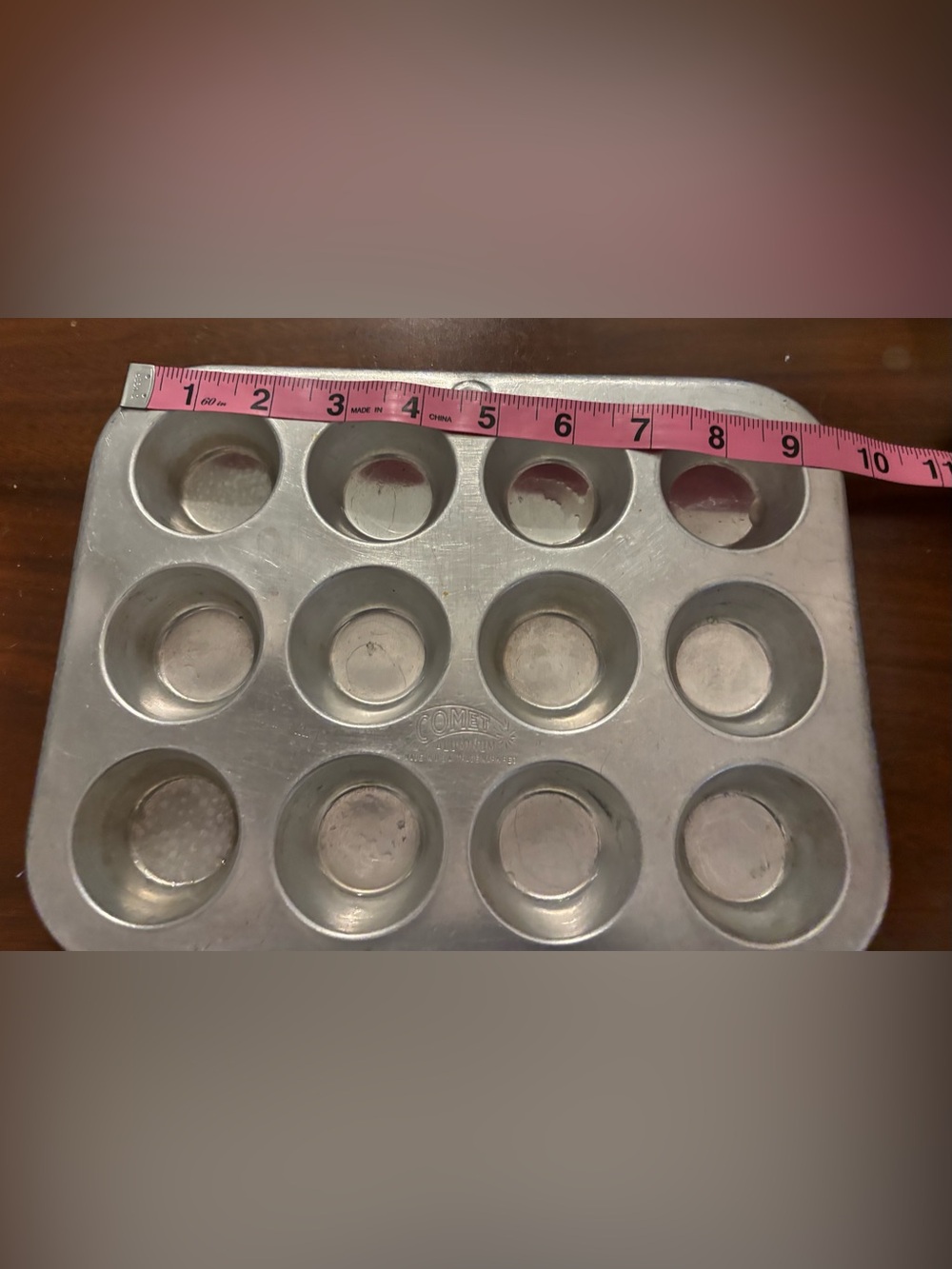 vintage Comet aluminum 12-cup mini muffin pan - Picture 3 of 5